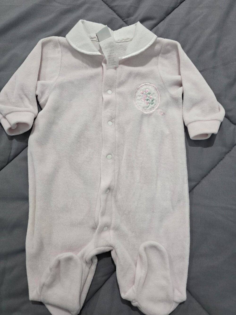 Vintage Baby Dior 0-3 months up to 11 pounds Beautiful Soft Pink Footed Sleeper
